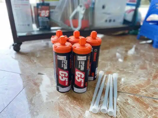 Ứng dụng keo Ramset trong công trình xây dựng thực tế